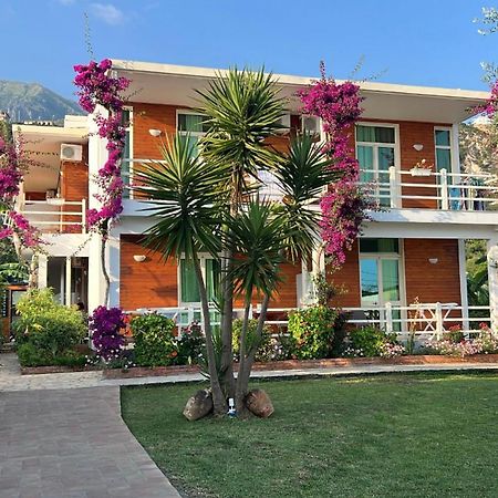 Hotel Jon Dhermi Exterior photo